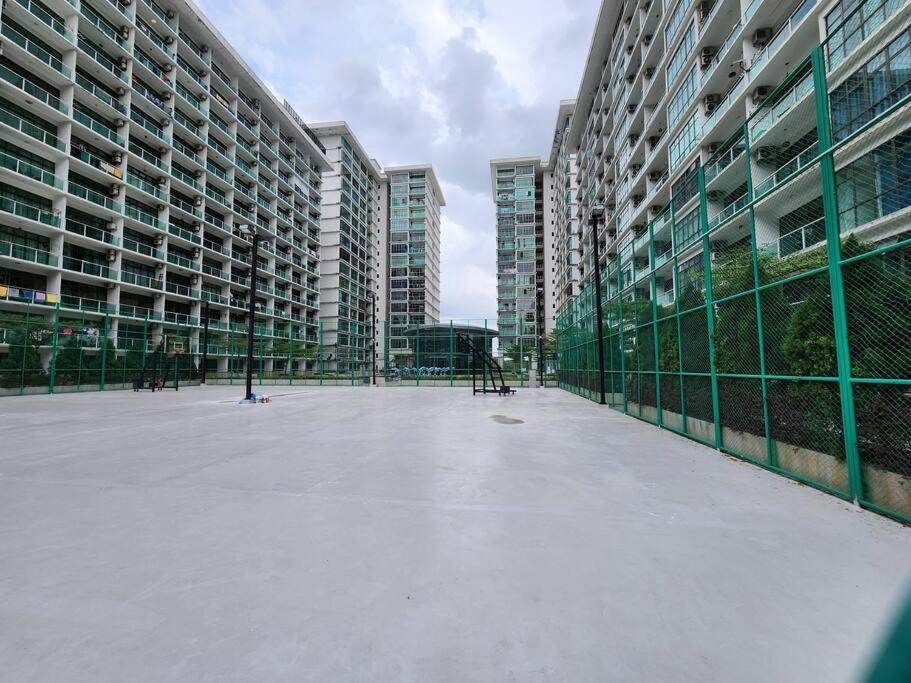 2-4 Pax Spacious Living @ Mount Austin, Jb #02 Johor Bahru Exterior foto